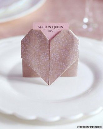 Cute Name Card Collection: Adorable Ideas to Use at Your Party!にて紹介している画像