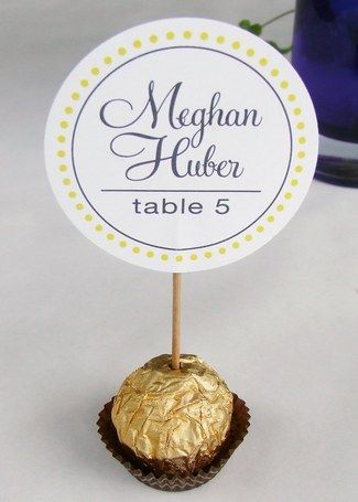Cute Name Card Collection: Adorable Ideas to Use at Your Party!にて紹介している画像