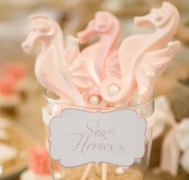 幸せを呼び込むラッキーシンボル＊『タツノオトシゴ』モチーフのウェディングアイテムまとめ♡にて紹介している画像