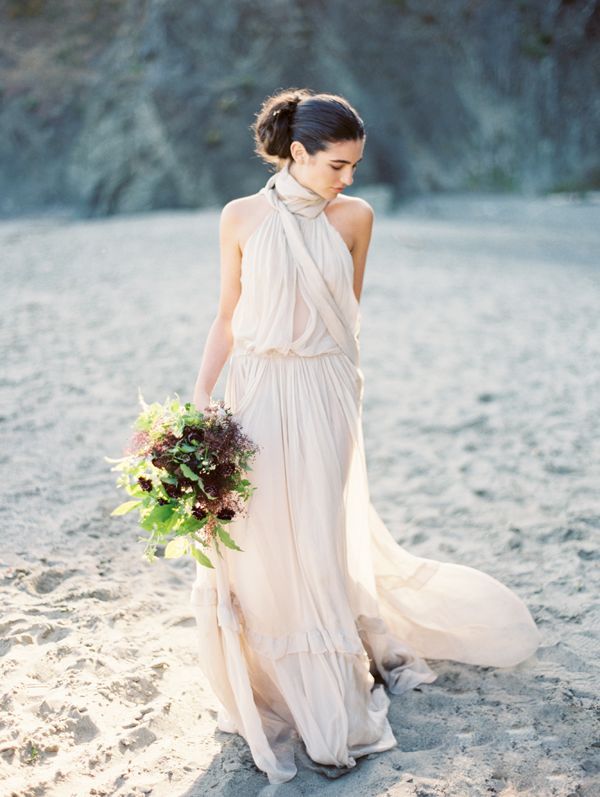 アシュリー・シンプソンも選んだ♡『ホートン・ブライド』のウェデングドレスは凛として美しい＊にて紹介している画像