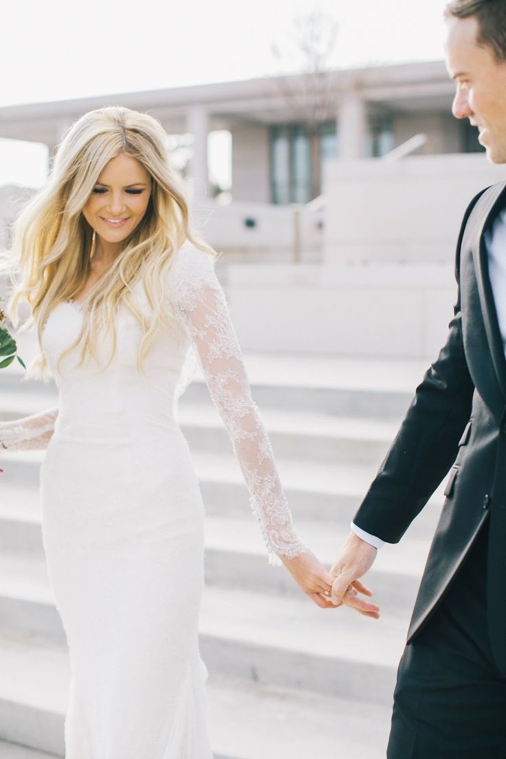 "Solving Body Shape Concerns with Sleeve Styles: Tips for Choosing Wedding Dress Sleeves"にて紹介している画像