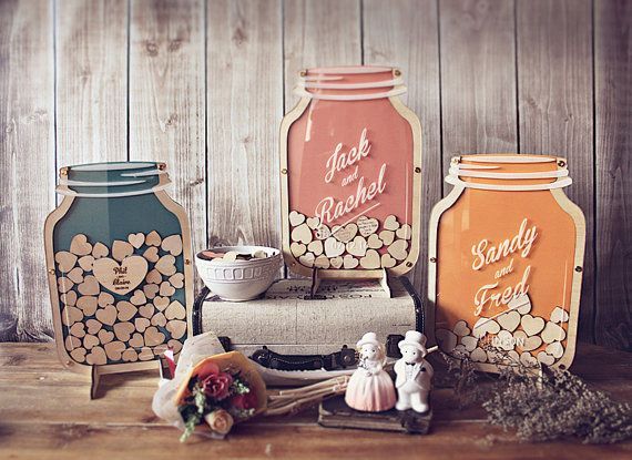 A Unique Heart-Themed Guest Book Design Showcase from Around the World ♡にて紹介している画像