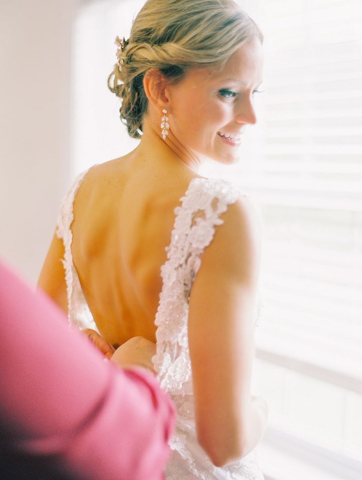 Introducing a Romantic Wedding Held in a Lush Green Forest Park ♡にて紹介している画像