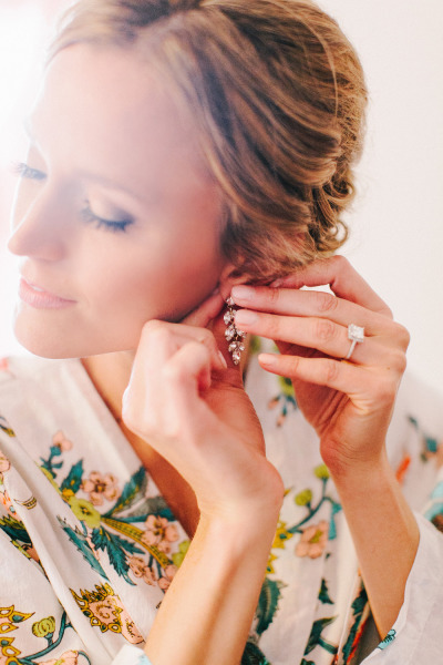 Introducing a Romantic Wedding Held in a Lush Green Forest Park ♡にて紹介している画像