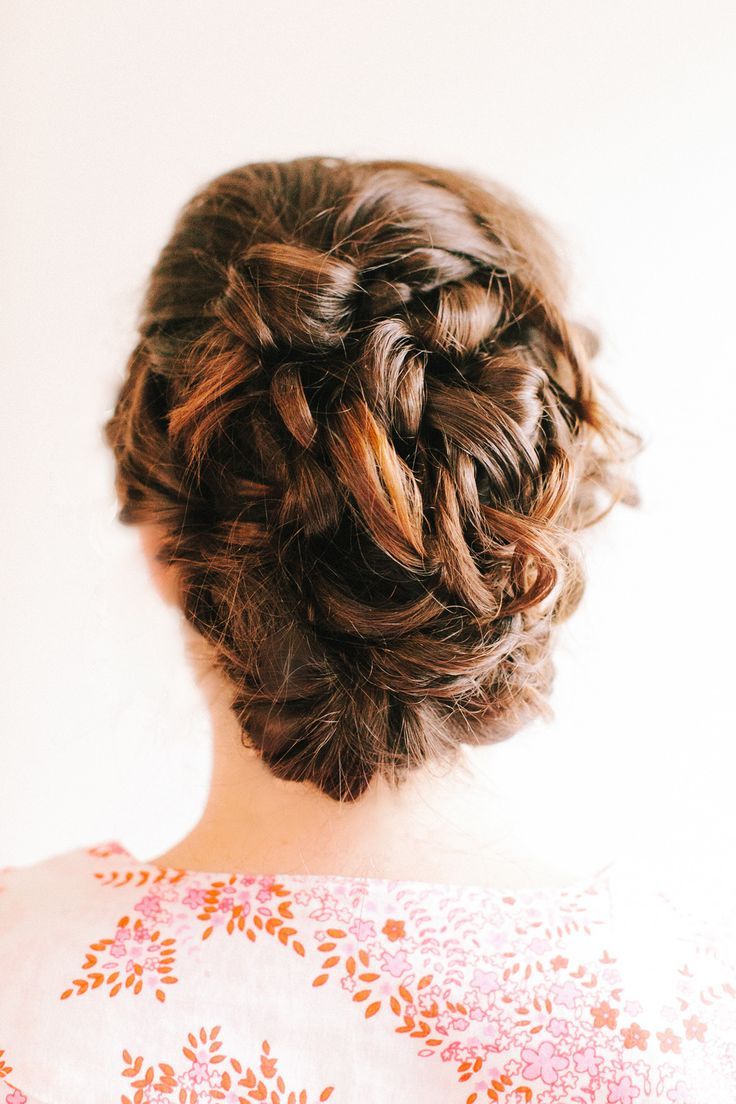 Introducing a Romantic Wedding Held in a Lush Green Forest Park ♡にて紹介している画像