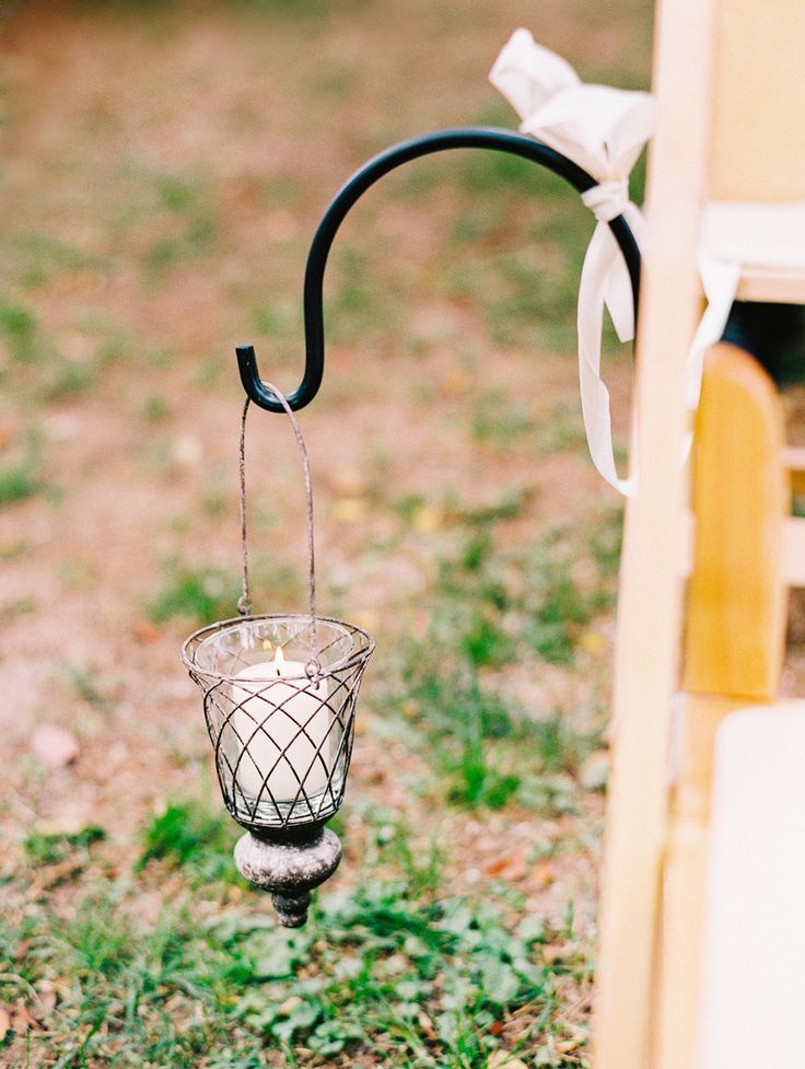 Introducing a Romantic Wedding Held in a Lush Green Forest Park ♡にて紹介している画像