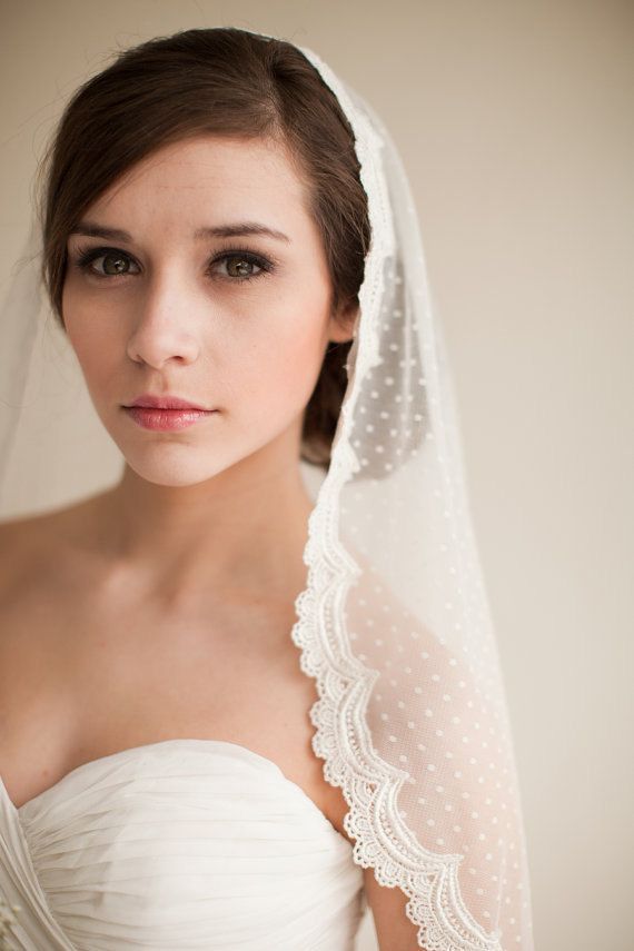 "Charming Polka Dot 'Dot Veil': A Versatile Item for Both Cute and Sexy Looks!"にて紹介している画像