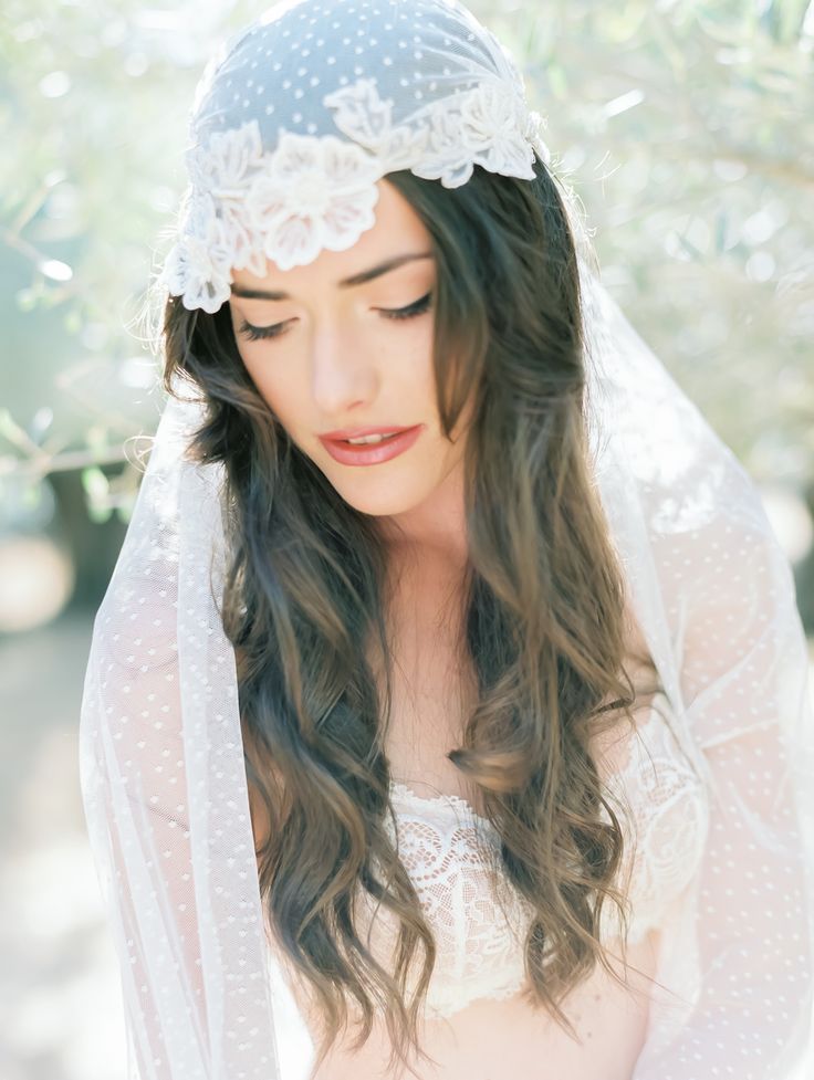 "Charming Polka Dot 'Dot Veil': A Versatile Item for Both Cute and Sexy Looks!"にて紹介している画像