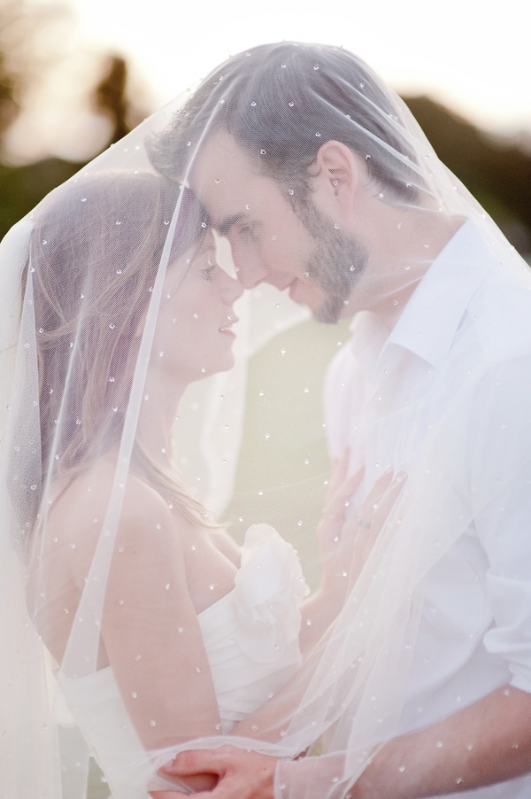 "Charming Polka Dot 'Dot Veil': A Versatile Item for Both Cute and Sexy Looks!"にて紹介している画像