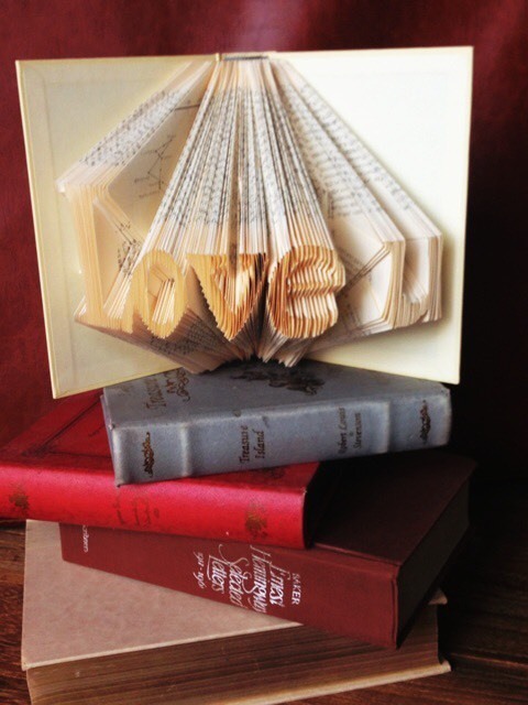 ウェルカムスペースに置きたい♡ブックアートが感動的＆芸術的すぎる♡にて紹介している画像