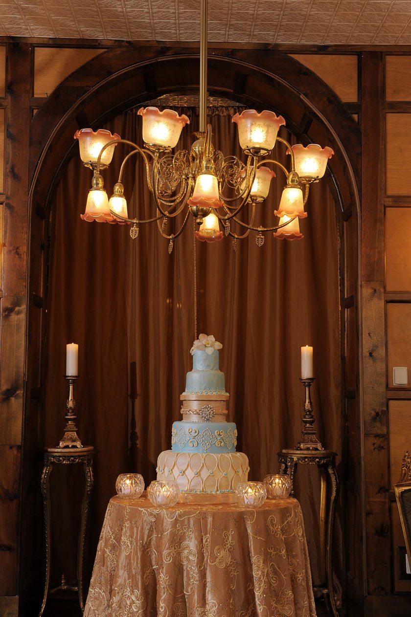 Jasmine Breeze: Bringing the World of Arabian Nights to Your Wedding!にて紹介している画像