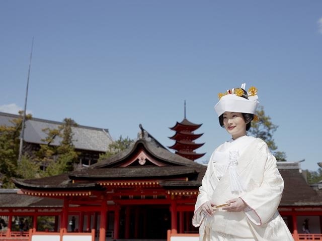 The Resurgence of Shinto Weddings: A Collection of Famous Shrines for a Touching Ceremony ♩にて紹介している画像