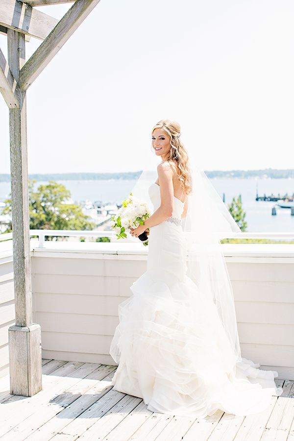 行かなきゃ損♡海外の一流ブランドを集めたウェディングドレスのセレクトショップ『bittersweet』特集♡にて紹介している画像