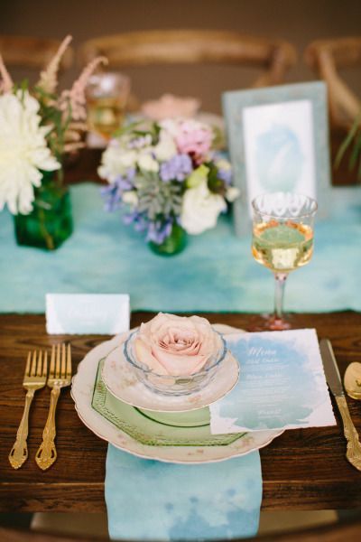 *Colorful and Cute* A Summary of Colorful & Watercolor Table Coordination in Foreign Style♡にて紹介している画像