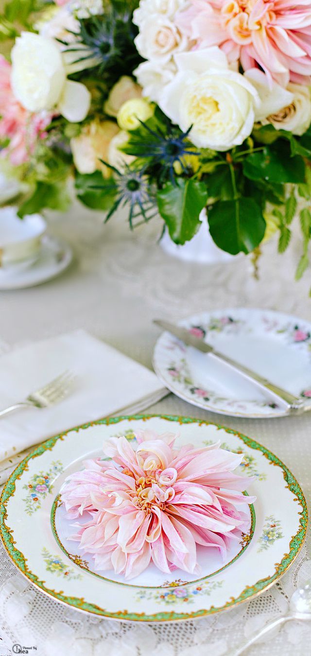 *Colorful and Cute* A Summary of Colorful & Watercolor Table Coordination in Foreign Style♡にて紹介している画像