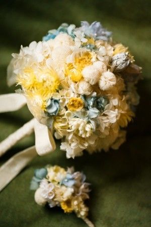 Adorable Softness: Falling in Love with 'Emushool' 's Relaxed Flower Fabric Accessories♡にて紹介している画像