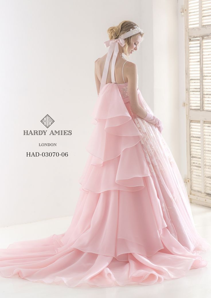 A Collection of Adorable Colored Dress Brands for Your Outfit Change♡にて紹介している画像