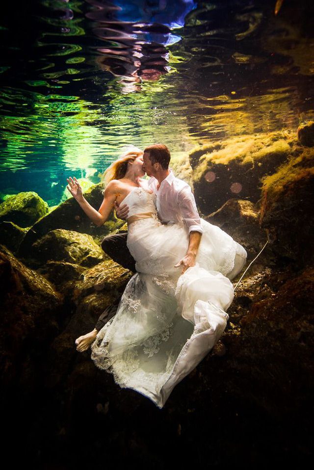 Ariel's World: Wonderful Wedding Ideas Inspired by The Little Mermaidにて紹介している画像