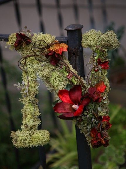 Natural and Cute DIY: Spotlight on the Fluffy Green 'Initial Moss'!にて紹介している画像