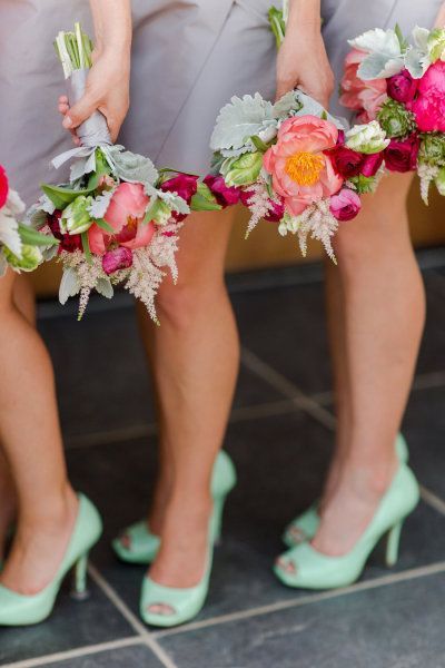 Cute Blue-Gray Dresses: Inspiration for Bridesmaid Fashion ♡にて紹介している画像