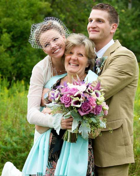 The Flower Girl's Proud Grandma: A Heartwarming Wedding Ceremony Filled with Family Love Found Abroad ♡にて紹介している画像