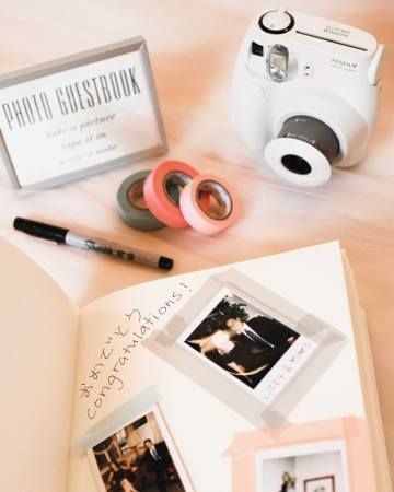 Joyful Messages of Blessing: Creative Ideas for a Guest Book Made by Everyone!にて紹介している画像