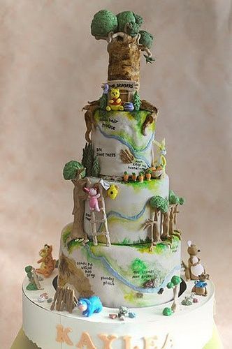 Not Your Ordinary Cake: A Collection of Surprise Wedding Cakes That Will Leave Guests Amazed!にて紹介している画像