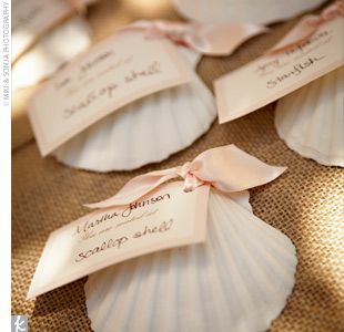 Have You Heard of the Adorable 'Pink Sand Beach'? The Only One of Its Kind in the World! ❤️にて紹介している画像