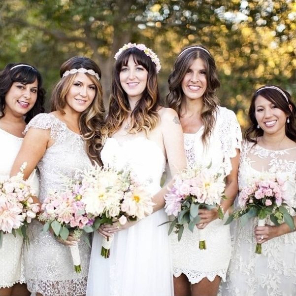 Charming Bohemian Style: A Bridesmaid Fashion Collectionにて紹介している画像