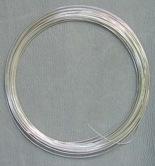 Bold and Glamorous: The Exclusive Item for Brides – 'Ear Hooks' That You'll Love!にて紹介している画像