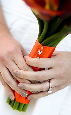 For Disney-Loving Brides-to-Be: A Collection of Disney-Themed Items for Your Wedding ♡にて紹介している画像