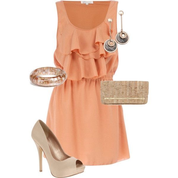 お呼ばれドレスは最高に可愛いものを♡きゅんとするパーティードレスをあつめました♡にて紹介している画像