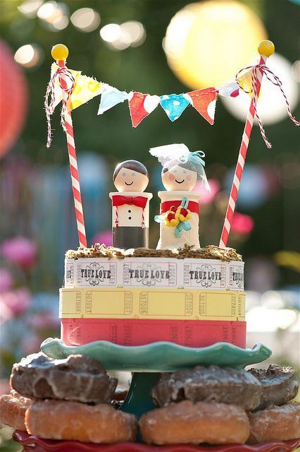 Not Just for Drinking! 7 Adorable Ways to Use Striped Paper Straws♡にて紹介している画像