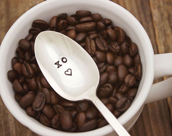 Recommended Gift for a Wedding: Message-Engraved Fork and Spoon from "Eve Of Joy"♡にて紹介している画像