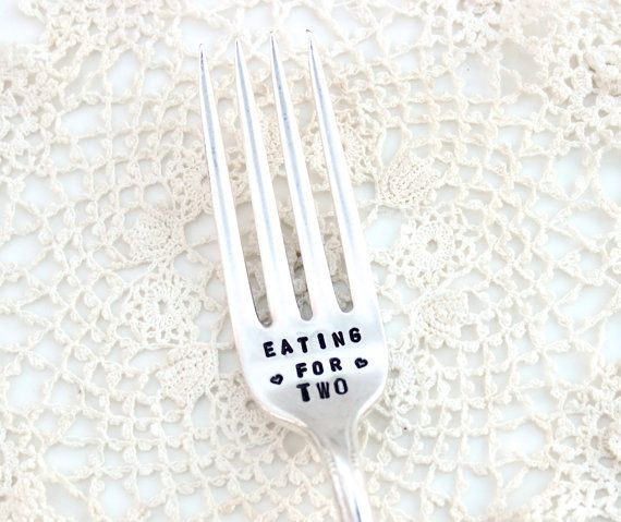 Recommended Gift for a Wedding: Message-Engraved Fork and Spoon from "Eve Of Joy"♡にて紹介している画像