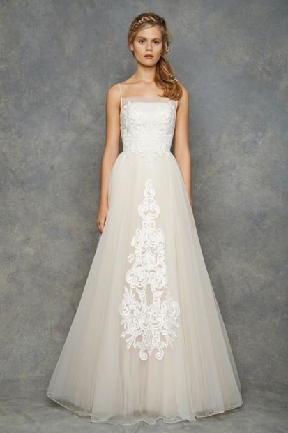 "Love the Reflection of Yourself: A Feature on Dresses from the Stylish Omotesando Shop 'Mirror Mirror' ♡"にて紹介している画像