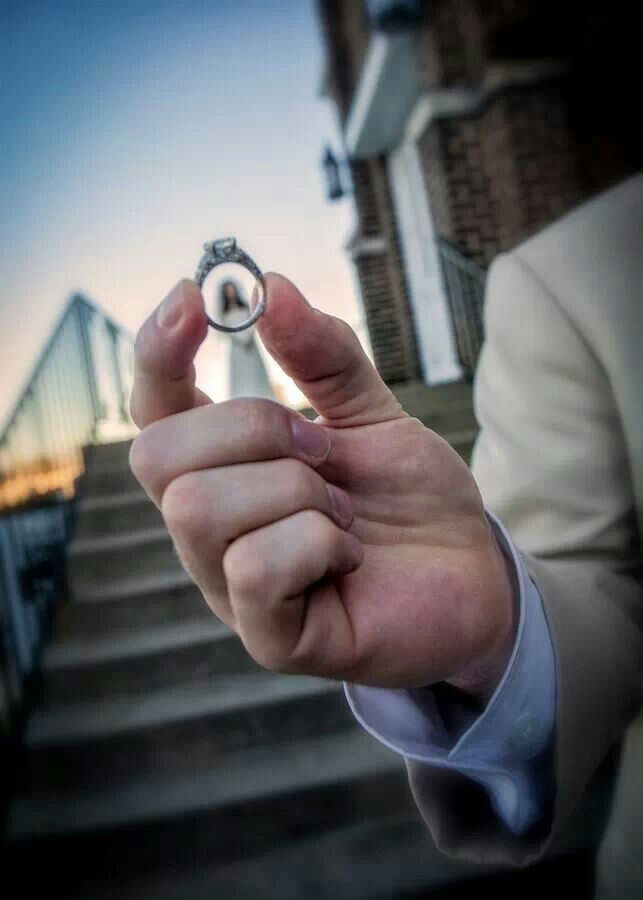 あえて主役の２人をふんわりぼかす撮り方＊『ぼかしフォト』がおしゃれ♡にて紹介している画像