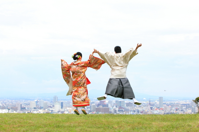 最高に楽しい瞬間を残そう＊前撮りは『ジャンプショット』で幸せ天まで届け♡にて紹介している画像
