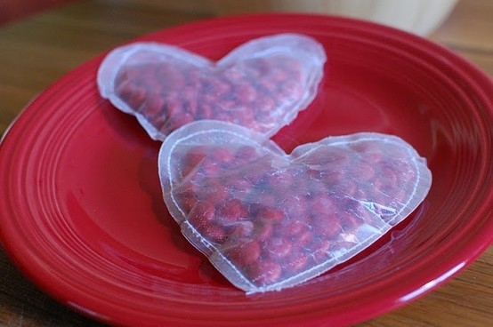 100均や３COINSで買える！『ワックスペーパー』でギフトを可愛くラッピングする方法♩にて紹介している画像