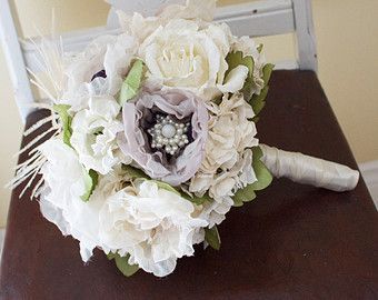 落ち着いた大人の色、エクリュベージュが特徴的なアンティークブーケをあつめました♡にて紹介している画像