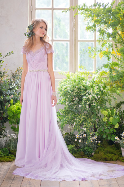 The Adorable Dress Collection 'Leaf for Brides' by Designer Yoko Yamashiro, Who Understands the Bride's Heart Perfectly ♡にて紹介している画像