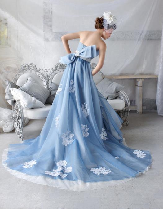 "Reveling in the Joy of Color Changes: A Cute Summary of Colored Dresses That Make You Grateful to Be a Girl♡"にて紹介している画像