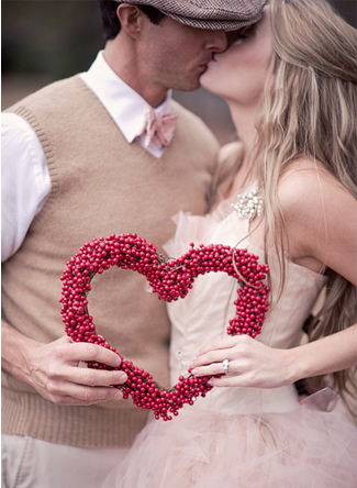 前撮りをとびきりかわいくラブラブに♩愛の象徴〔ハート〕を使ったフォトアイディア９選♡にて紹介している画像