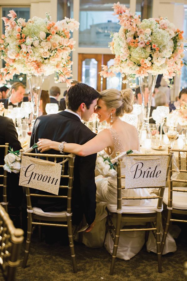 "Together Forever: A Collection of 'Mr. and Mrs.' Inspirations"にて紹介している画像