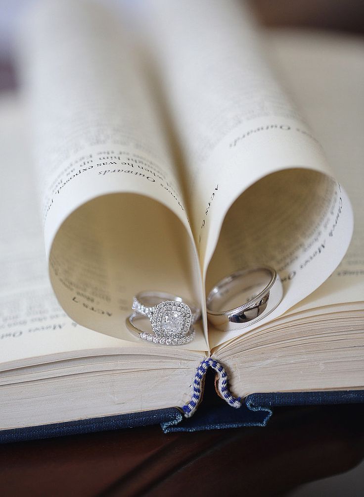 前撮りをとびきりかわいくラブラブに♩愛の象徴〔ハート〕を使ったフォトアイディア９選♡にて紹介している画像