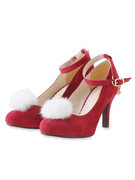 Fall/Winter Weddings: Become an Adorable Bunny Bride with Furry Shoes! 💖✨にて紹介している画像