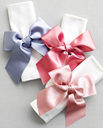 4 Stylish DIY Napkin Ring Ideas with Everyday Materials You Can Easily Try at Home!にて紹介している画像