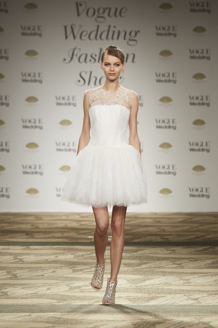A Dreamy and Luxurious Experience: Latest Fashion Show Report from VOGUE Wedding ♡にて紹介している画像