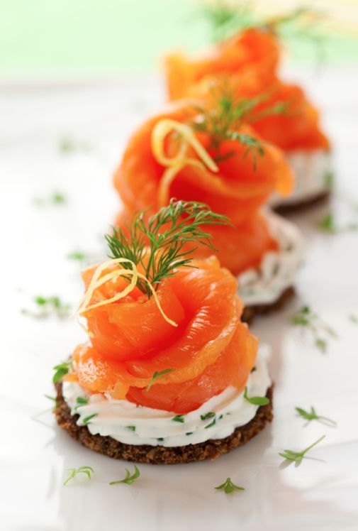Beautifully Colorful: Delightful Salmon Party Foods to Brighten Your Table!にて紹介している画像