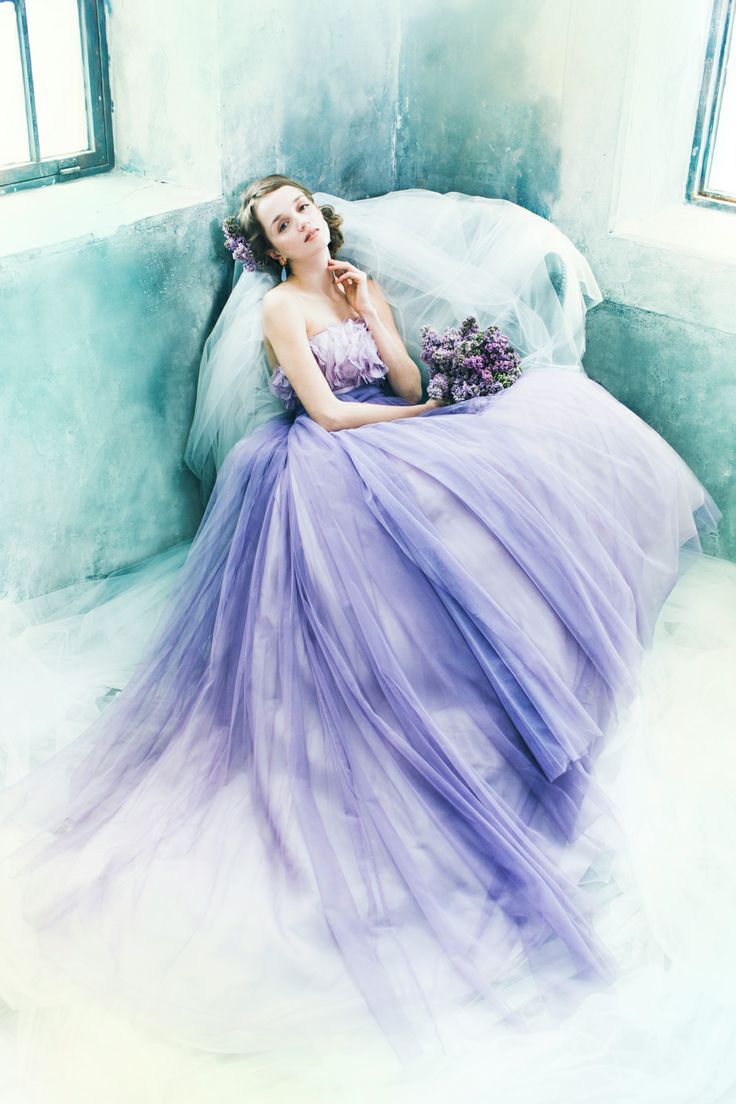 The Key to a Wedding: Creating a Glamorous Ceremony with the Lavender Theme Color＊にて紹介している画像